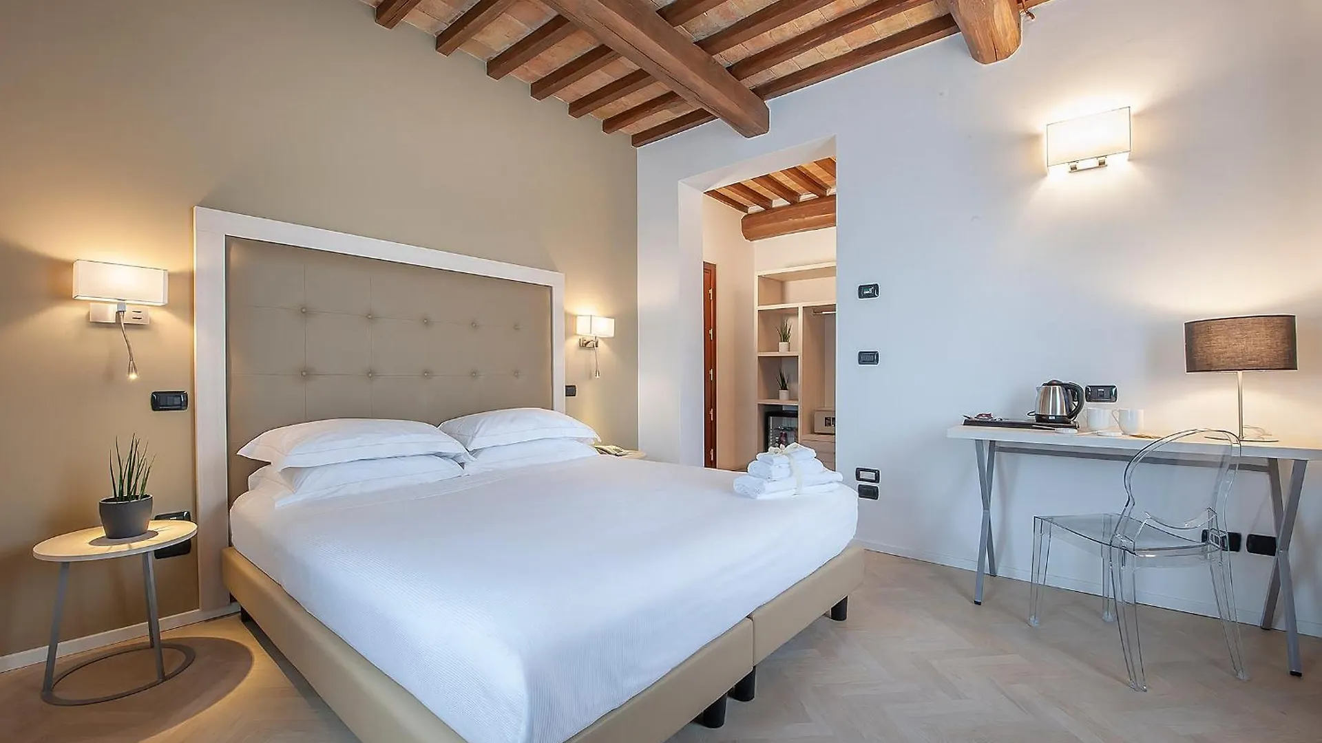 Relais Dell'Olmo Hotel Perugia 4*,  Italy